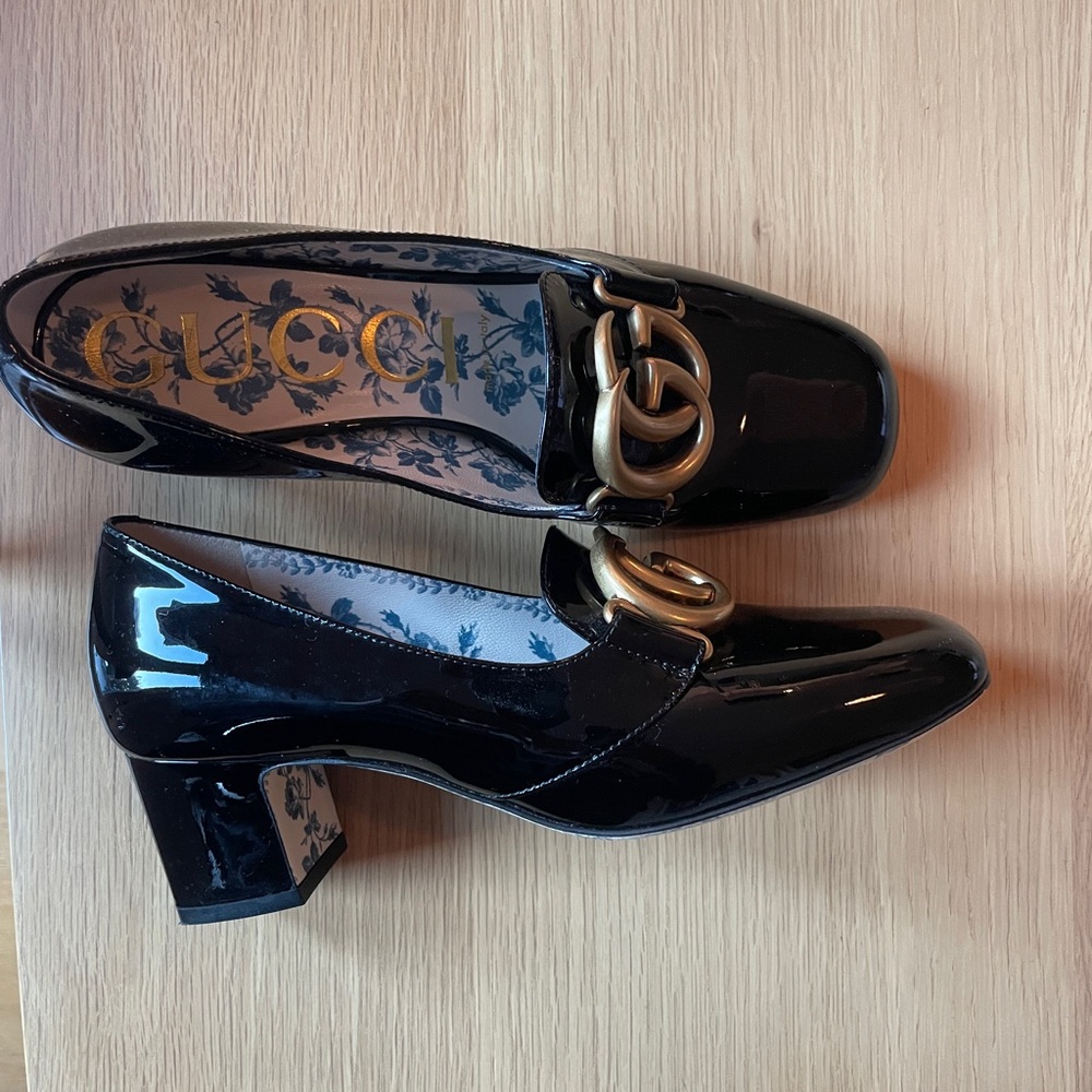 Gucci patent leather loafer